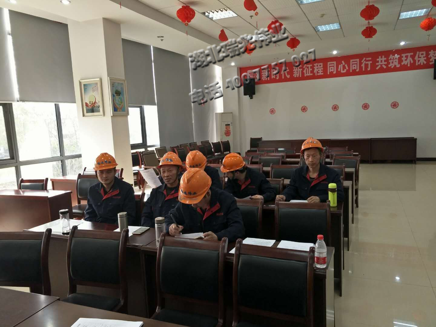 瑞泰風(fēng)工業(yè)大風(fēng)扇、鋼結(jié)構(gòu)廠房通風(fēng)降溫方案、廠房車間通風(fēng)降溫方案、大型工業(yè)風(fēng)扇、物流倉儲大風(fēng)扇、大吊扇、工業(yè)風(fēng)扇、廠房車間降溫設(shè)備、廠房車間通風(fēng)設(shè)備、車間溫控設(shè)備、工業(yè)大吊扇、工業(yè)大風(fēng)扇、工業(yè)節(jié)能風(fēng)扇、湖北瑞兆偉業(yè)通風(fēng)降溫科技有限公司