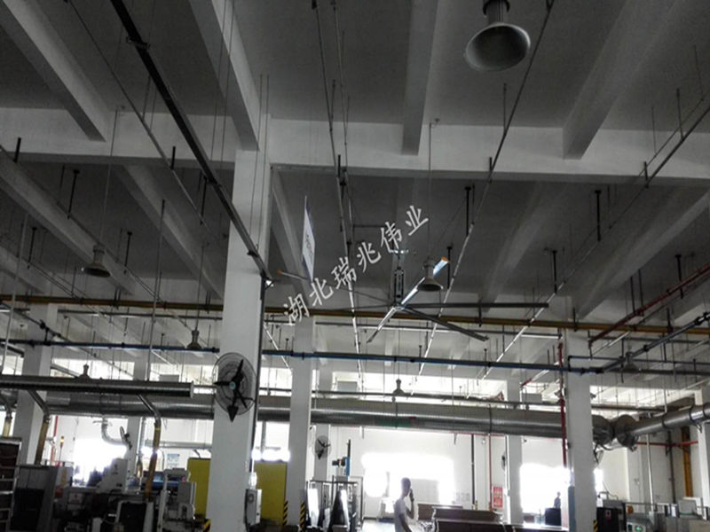 工業(yè)大吊扇、工業(yè)大風(fēng)扇、工業(yè)節(jié)能風(fēng)扇、工業(yè)風(fēng)扇、廠房車間降溫設(shè)備