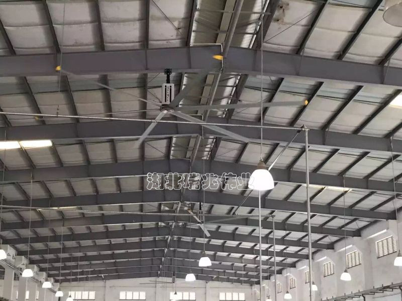 工業(yè)大風(fēng)扇、工業(yè)大吊扇、工業(yè)節(jié)能風(fēng)扇、廠房車間通風(fēng)降溫方案