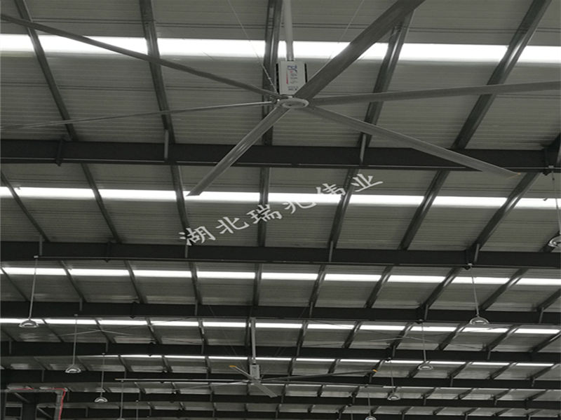大型工業(yè)風(fēng)扇、工業(yè)大吊扇、工業(yè)大風(fēng)扇、工業(yè)節(jié)能風(fēng)扇、車間溫控設(shè)備