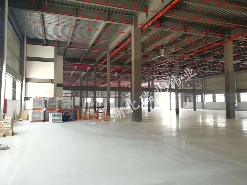 工業(yè)大吊扇、工業(yè)大風扇、工業(yè)節(jié)能風扇、大型工業(yè)風扇、車間溫控設備