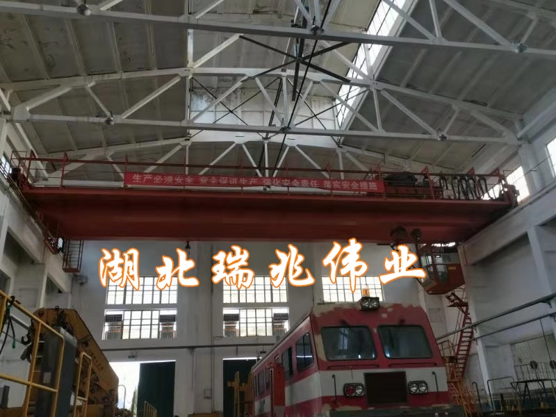 大風(fēng)扇、工業(yè)大風(fēng)扇、湖北工業(yè)大風(fēng)扇、瑞泰風(fēng)工業(yè)大風(fēng)扇、湖北瑞泰風(fēng)工業(yè)大風(fēng)扇、工業(yè)吊扇、工業(yè)大吊扇、通風(fēng)、降溫、廠房降溫、廠房通風(fēng)、湖北廠房降溫、湖北廠房通風(fēng)降溫、車間通風(fēng)、車間降溫、通風(fēng)降溫、車間通風(fēng)降溫、湖北車間降溫、湖北車間通風(fēng)降溫、工廠車間降溫