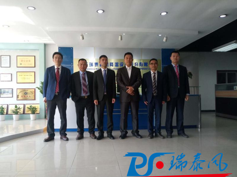 瑞泰風工業(yè)大風扇、瑞泰風廠房通風降溫、瑞泰風工業(yè)大吊扇、瑞泰風大風扇、廠房車間用瑞泰風大風扇
