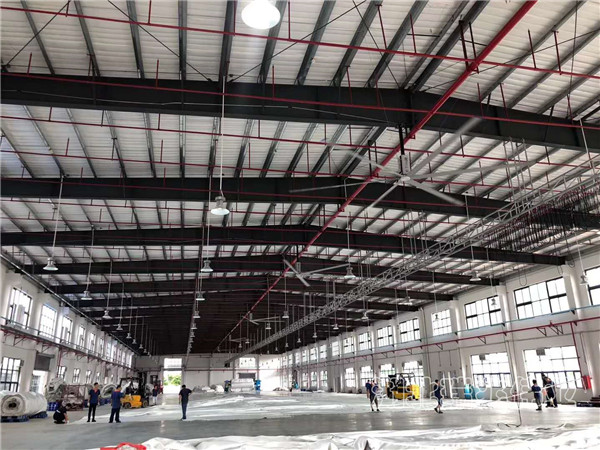瑞泰風(fēng)扇機組合，1000m2大型廠房，扇機組合，工業(yè)大風(fēng)扇，工業(yè)大吊扇，蒸發(fā)式冷氣機，環(huán)?？照{(diào)