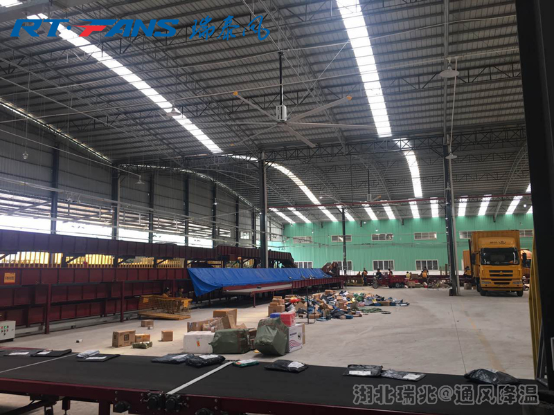 大型工業(yè)風(fēng)扇  扇機組合  工業(yè)大風(fēng)扇