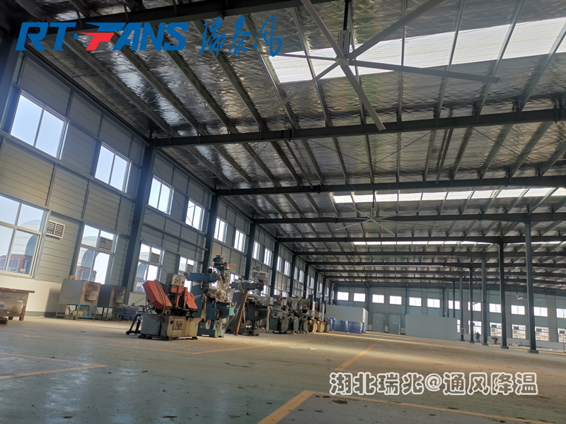 夏天高溫工業(yè)大風扇給您送清涼啦！