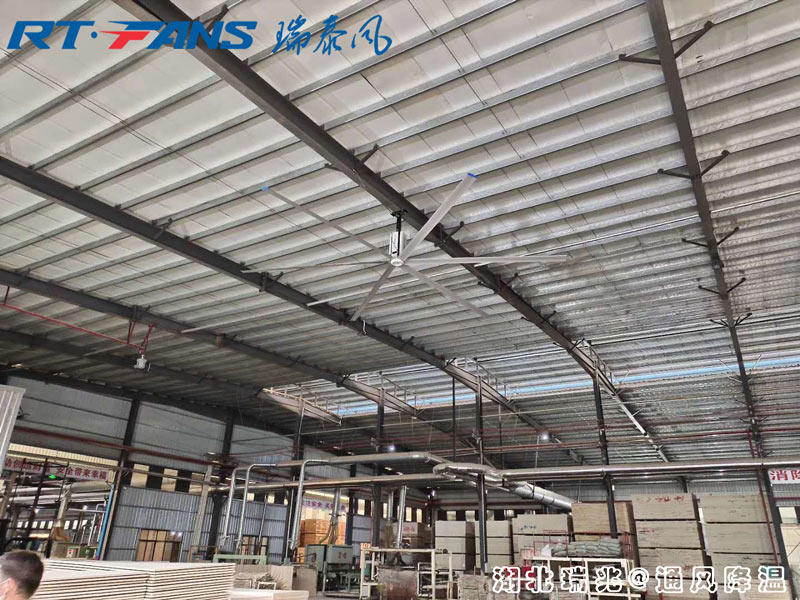 為什么工業(yè)廠房生產(chǎn)車(chē)間應(yīng)用大型工業(yè)風(fēng)扇是當(dāng)今趨勢(shì)